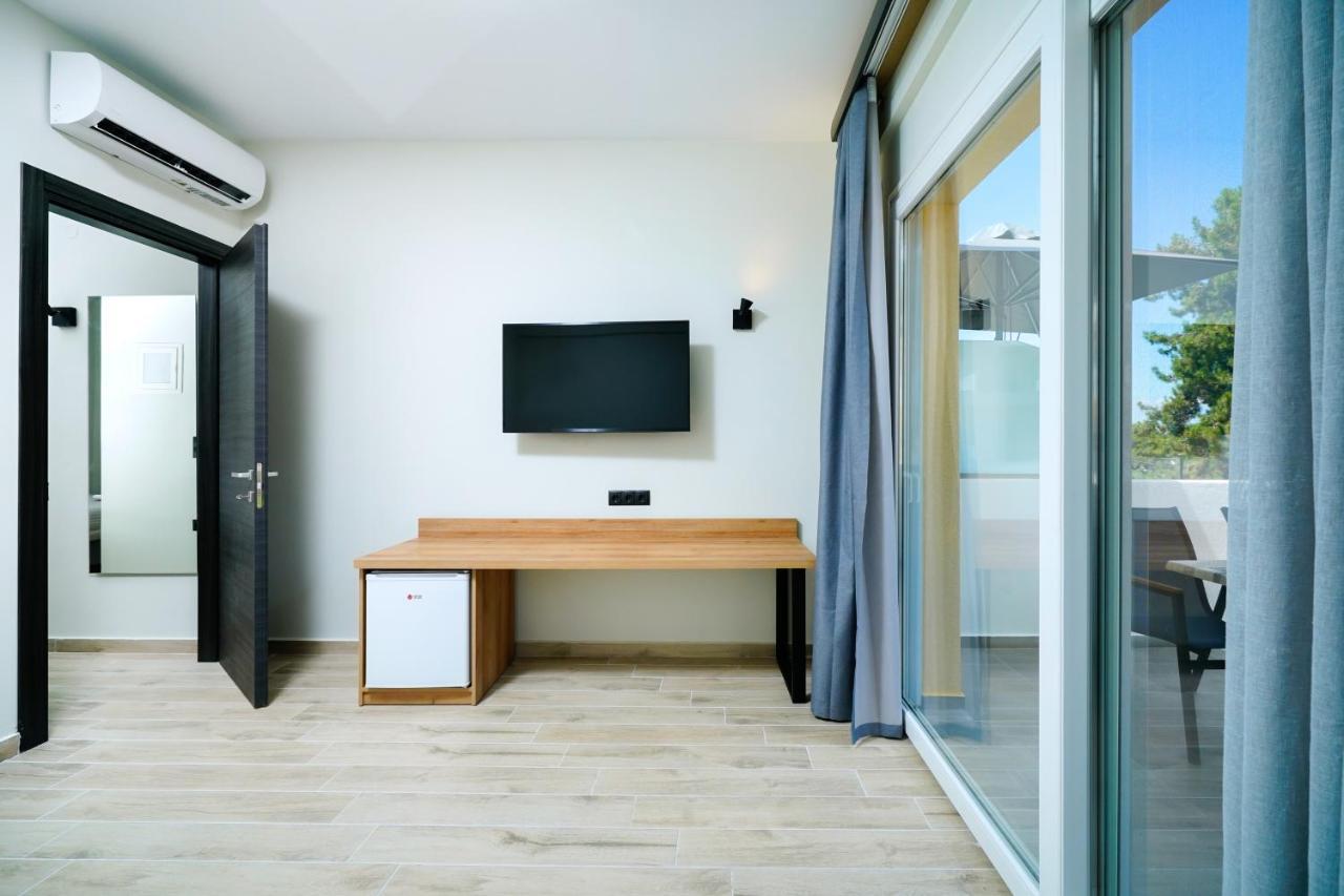 Solar Suites Szkála Rahoníu Kültér fotó
